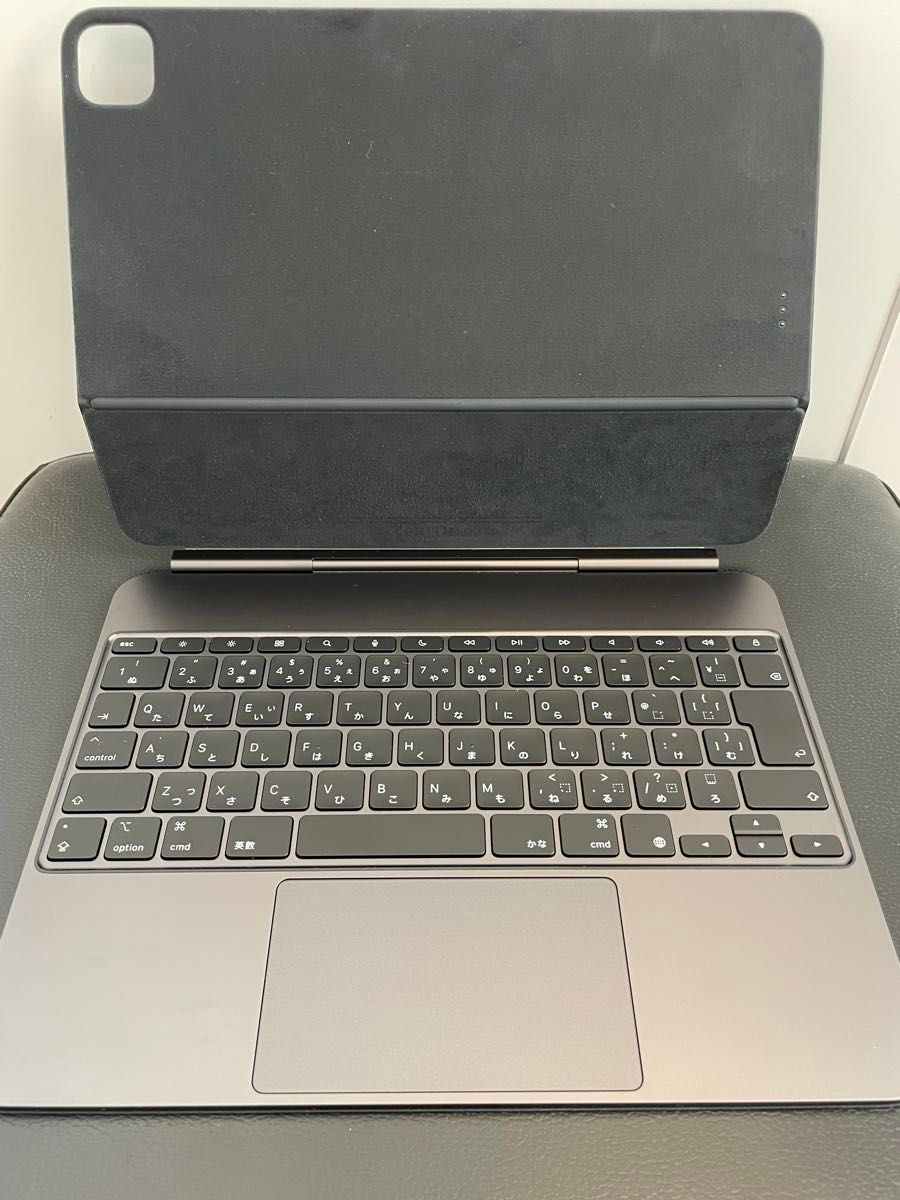 13インチiPad Pro (M4)用 MagicKeyboard ブラック美品 マジック 13インチiPad Pro (M4)用 MagicKeyboard ブラック美品 マジック