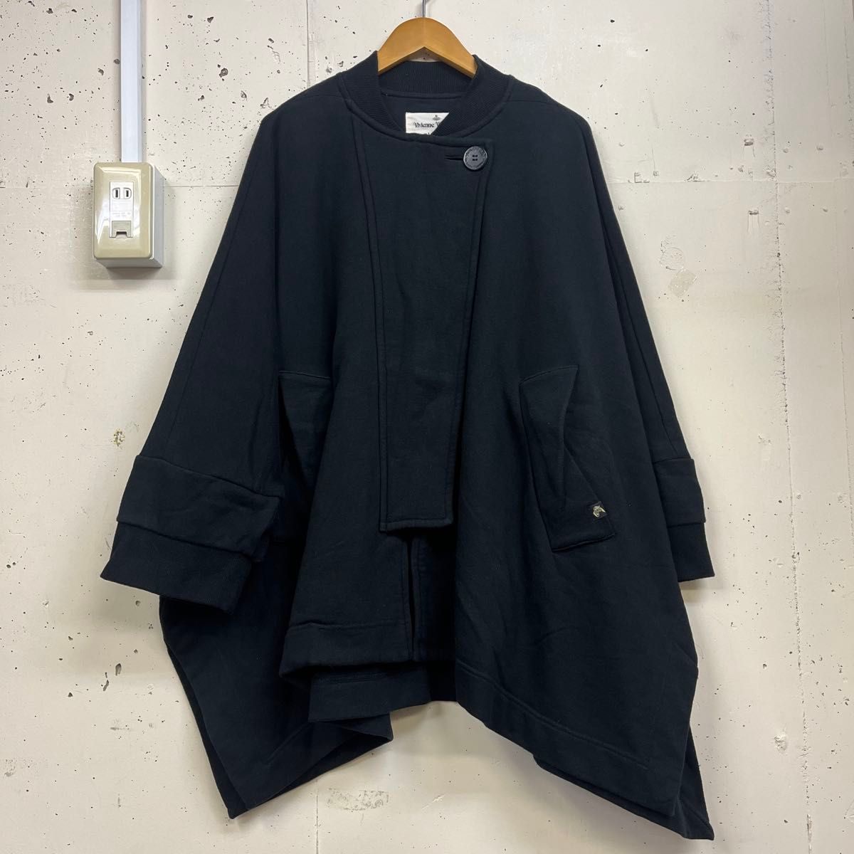 Vivienne Westwood ヴィヴィアンウエストウッド 変形 スウェット Vivienne Westwood ヴィヴィアンウエストウッド 変形 スウェット