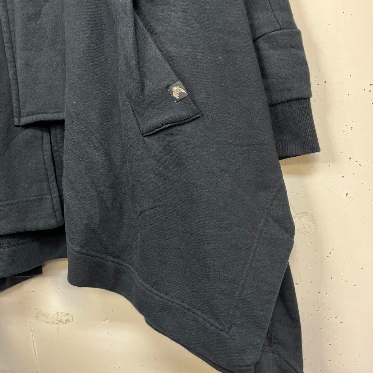 Vivienne Westwood ヴィヴィアンウエストウッド 変形 スウェット Vivienne Westwood ヴィヴィアンウエストウッド 変形 スウェット
