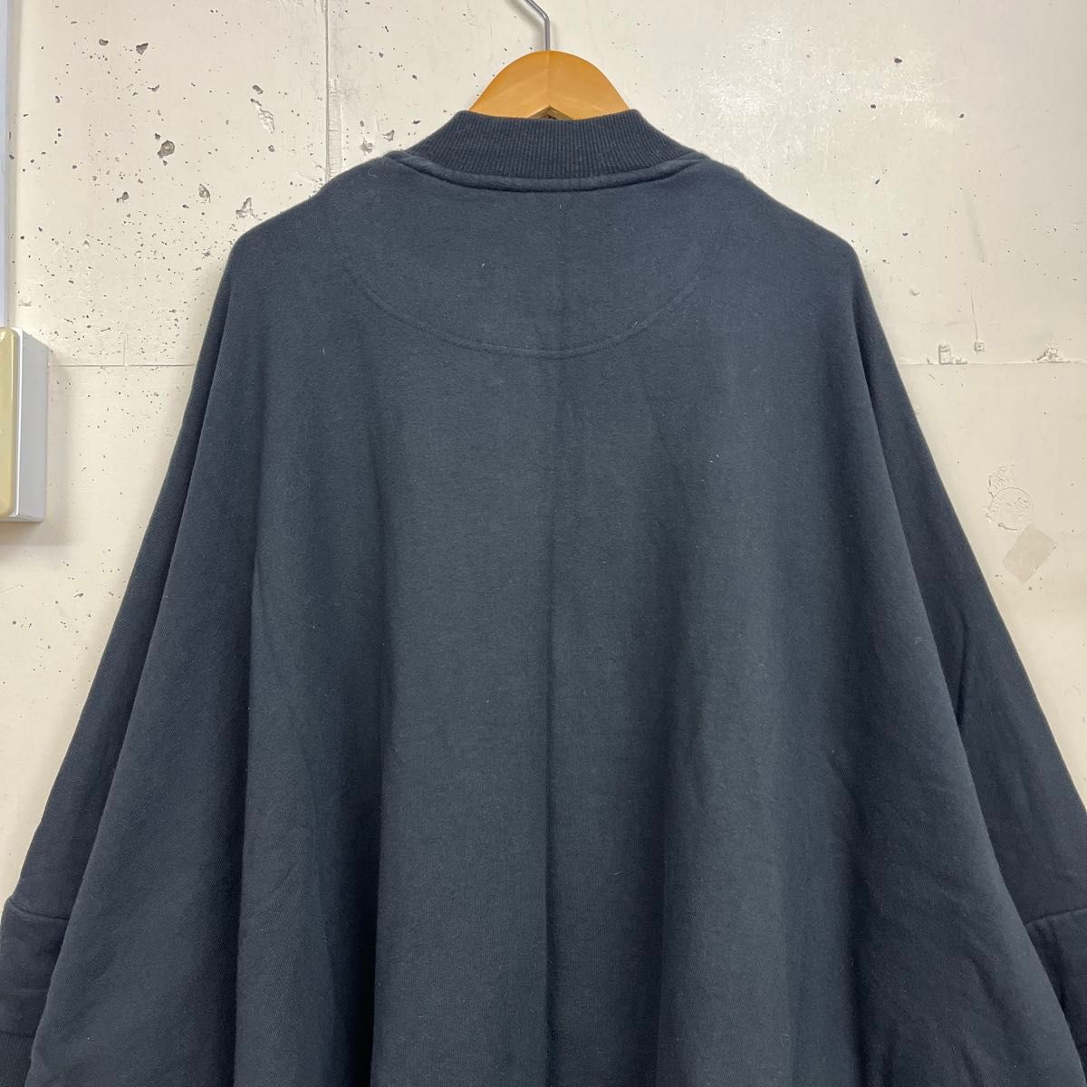 Vivienne Westwood ヴィヴィアンウエストウッド 変形 スウェット Vivienne Westwood ヴィヴィアンウエストウッド 変形 スウェット