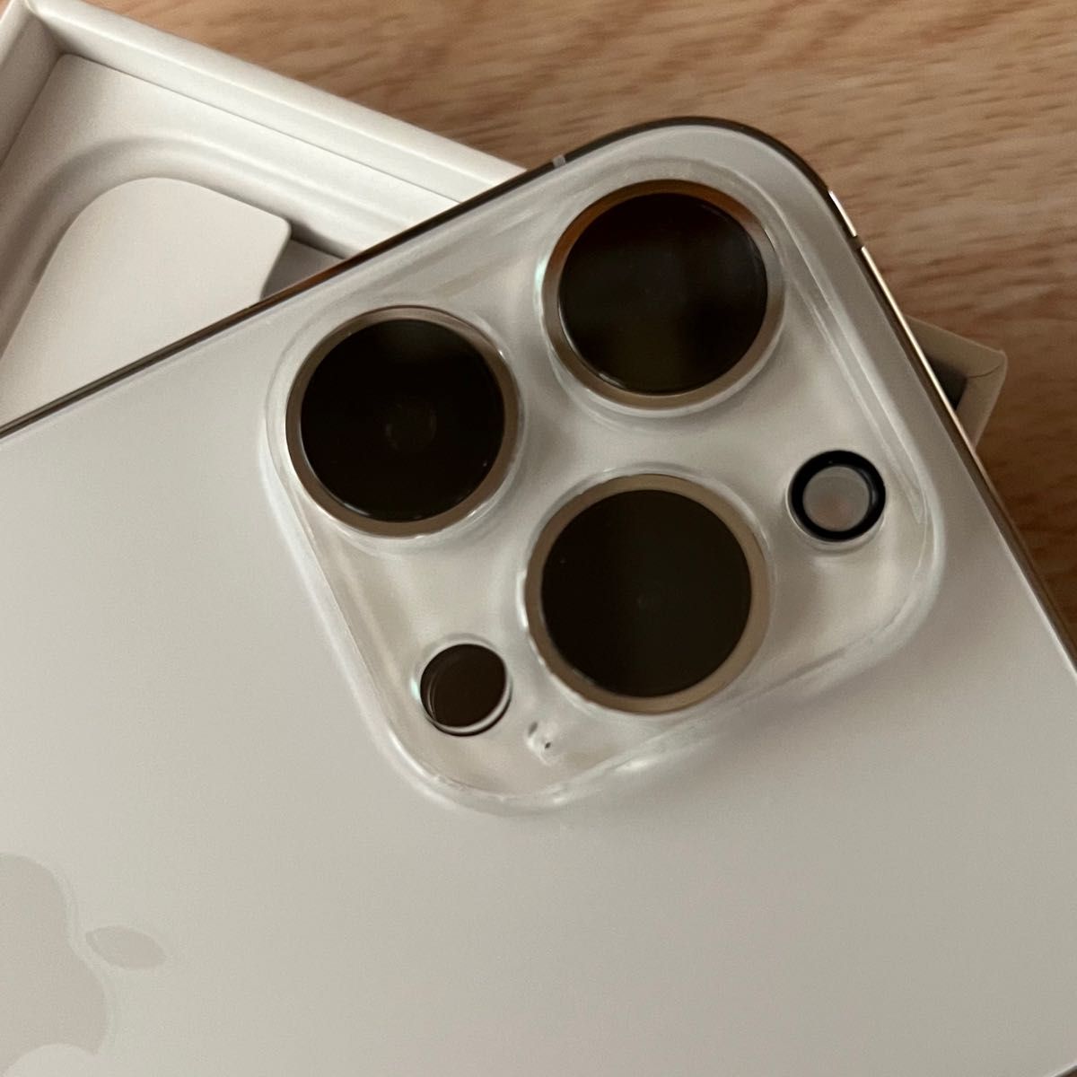 超美品 / iPhone 14 Pro 256GB (BT100%) シルバー SIMフリー 超美品 / iPhone 14 Pro 256GB (BT100%) シルバー SIMフリー