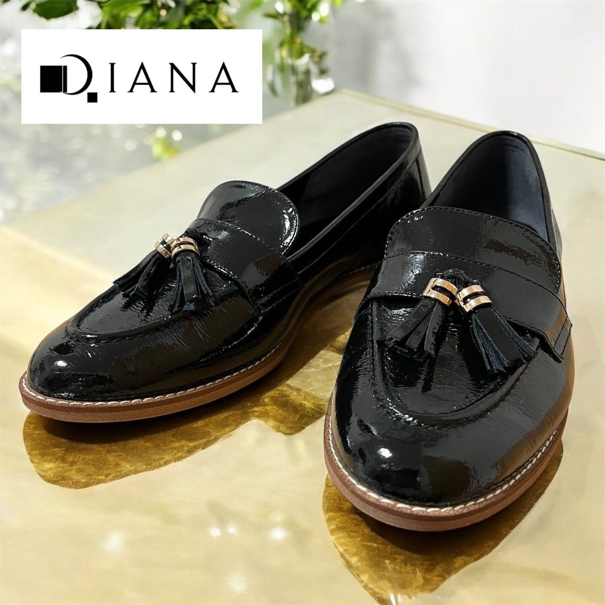 極美品 DIANA ダイアナ シュリンク エナメル シューズ タッセル 極美品 DIANA ダイアナ シュリンク エナメル シューズ タッセル