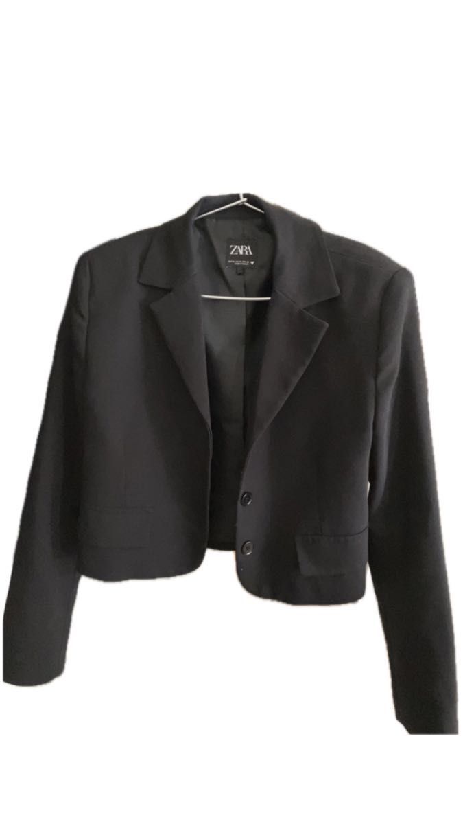 ZARA 黒 テーラードジャケット M ブラック 長袖 ジャケット ZARA 黒 テーラードジャケット M ブラック 長袖 ジャケット