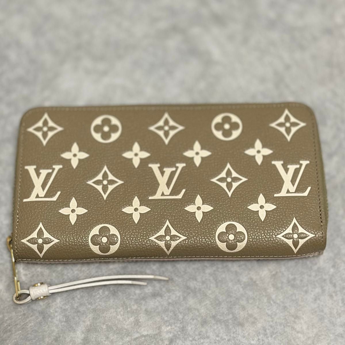 超美品 ルイヴィトン アンプラント ジッピーウォレット 超美品 ルイヴィトン アンプラント ジッピーウォレット