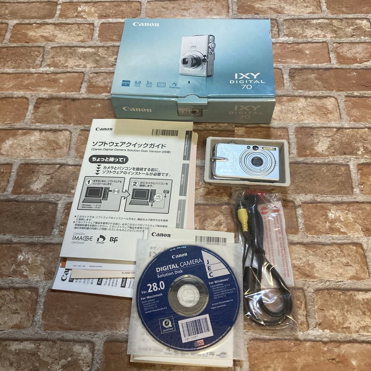 Canon IXY DIGITAL 70 シルバー デジカメ 動作確認済み Canon IXY DIGITAL 70 シルバー デジカメ 動作確認済み