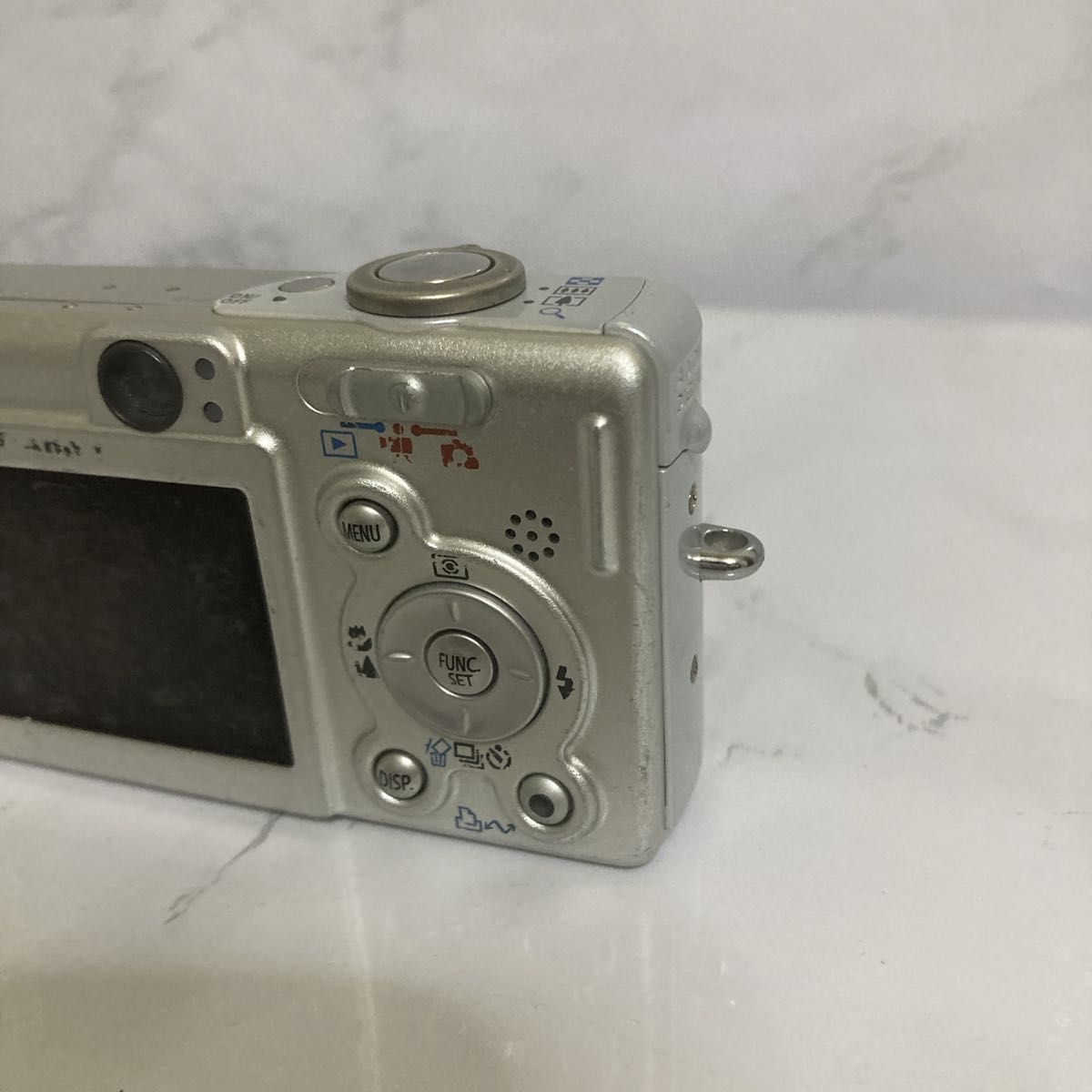 Canon IXY DIGITAL 70 シルバー デジカメ 動作確認済み Canon IXY DIGITAL 70 シルバー デジカメ 動作確認済み