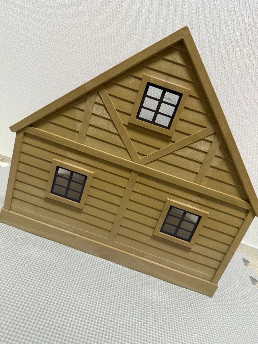 初期】赤い屋根の家 シルバニアファミリー シルバニア 緑家具 初期】赤い屋根の家 シルバニアファミリー シルバニア 緑家具