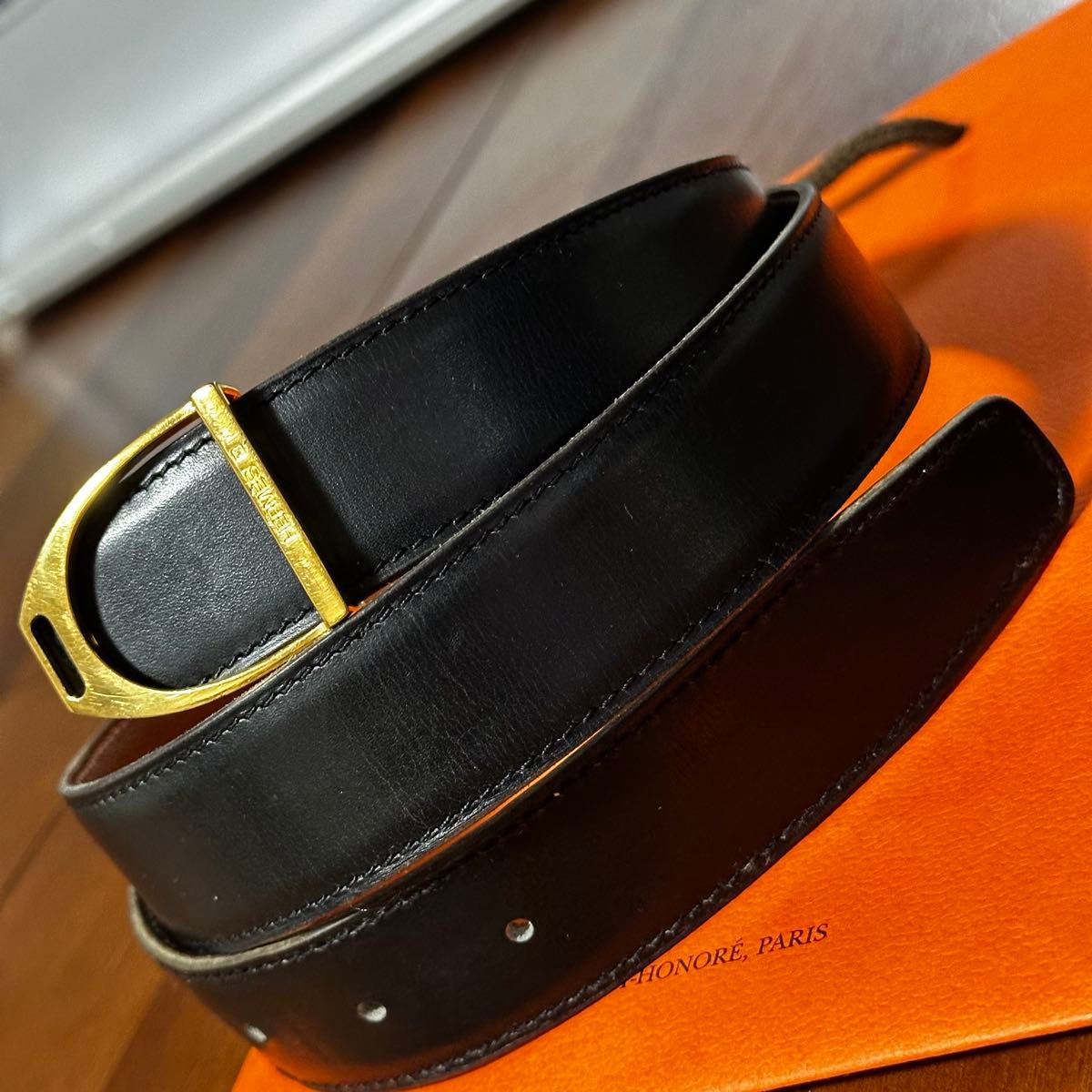 エルメス エトリエ ベルト 85 黒 ゴールド 補修あり 送料込み エルメス エトリエ ベルト 85 黒 ゴールド 補修あり 送料込み