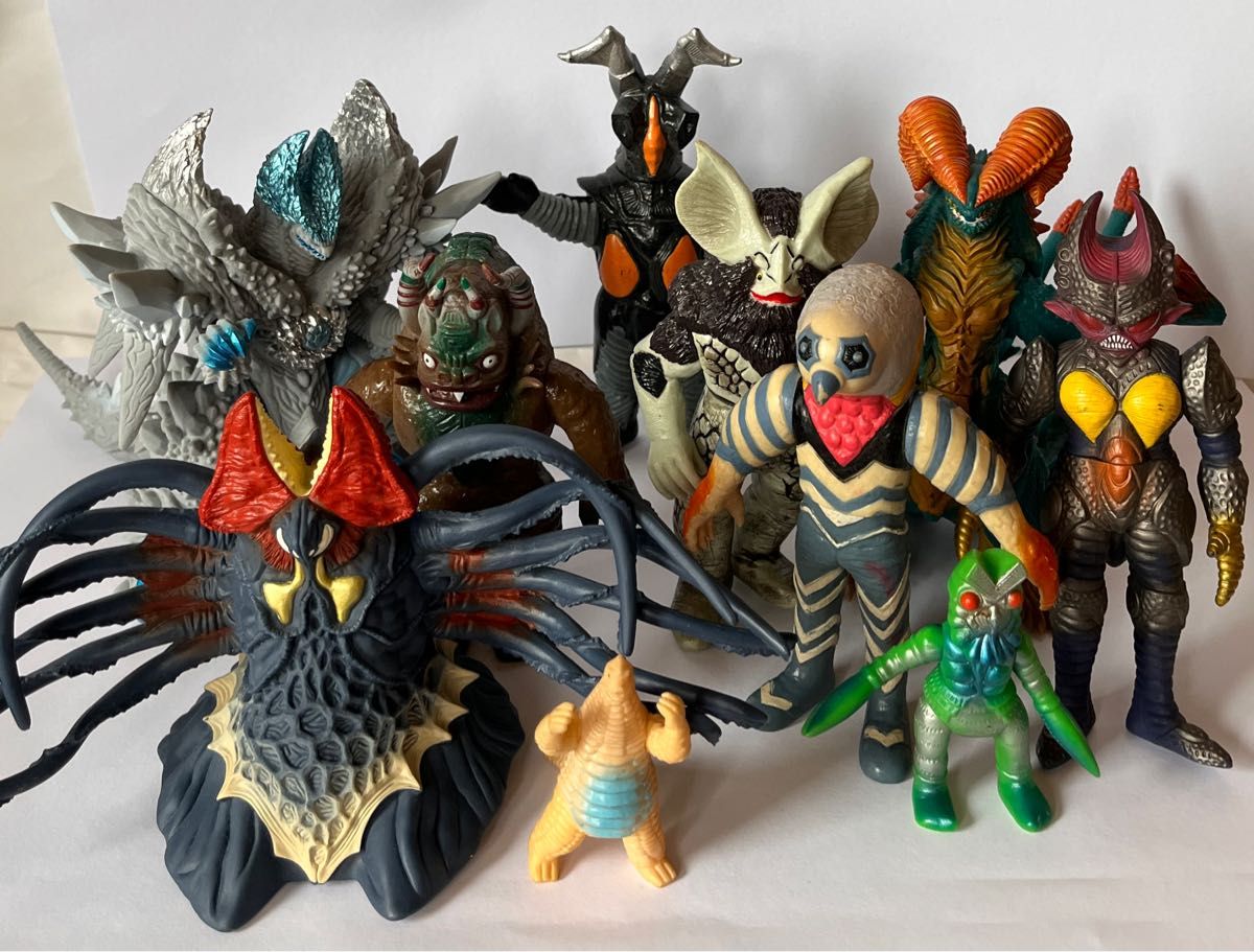 信頼も厚い ウルトラマン ウルトラ怪獣 当時物 円谷プロ ウルトラ怪獣 その他