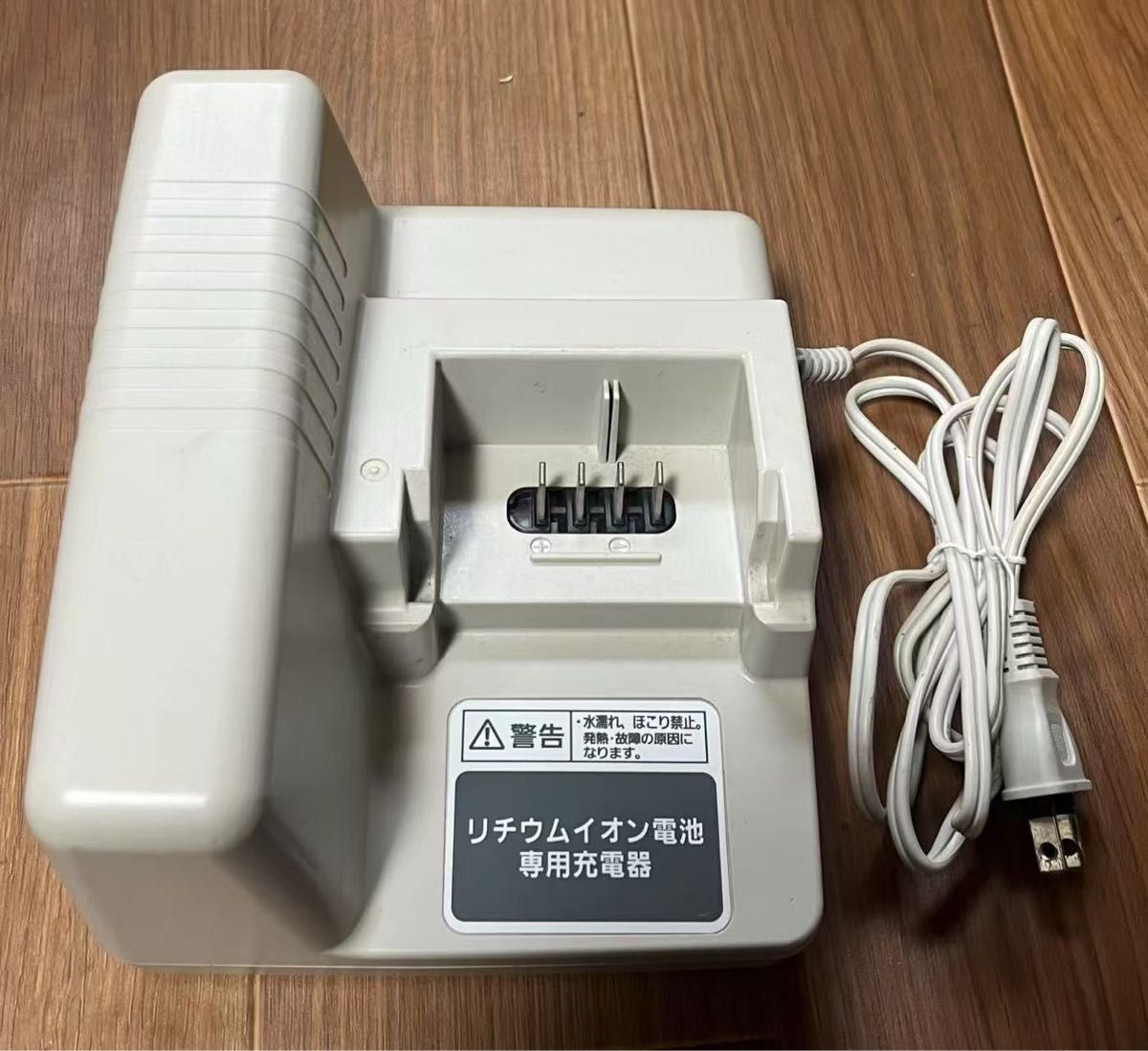 Panasonic バッテリー充電器 NKJ033B動作確認済み|Yahoo!フリマ Panasonic バッテリー充電器 NKJ033B動作確認済み|Yahoo!フリマ