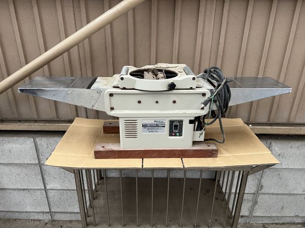 makita マキタ 100V 180mm 超仕上カンナ LP1802C 超仕上げかんな makita マキタ 100V 180mm 超仕上カンナ LP1802C 超仕上げかんな