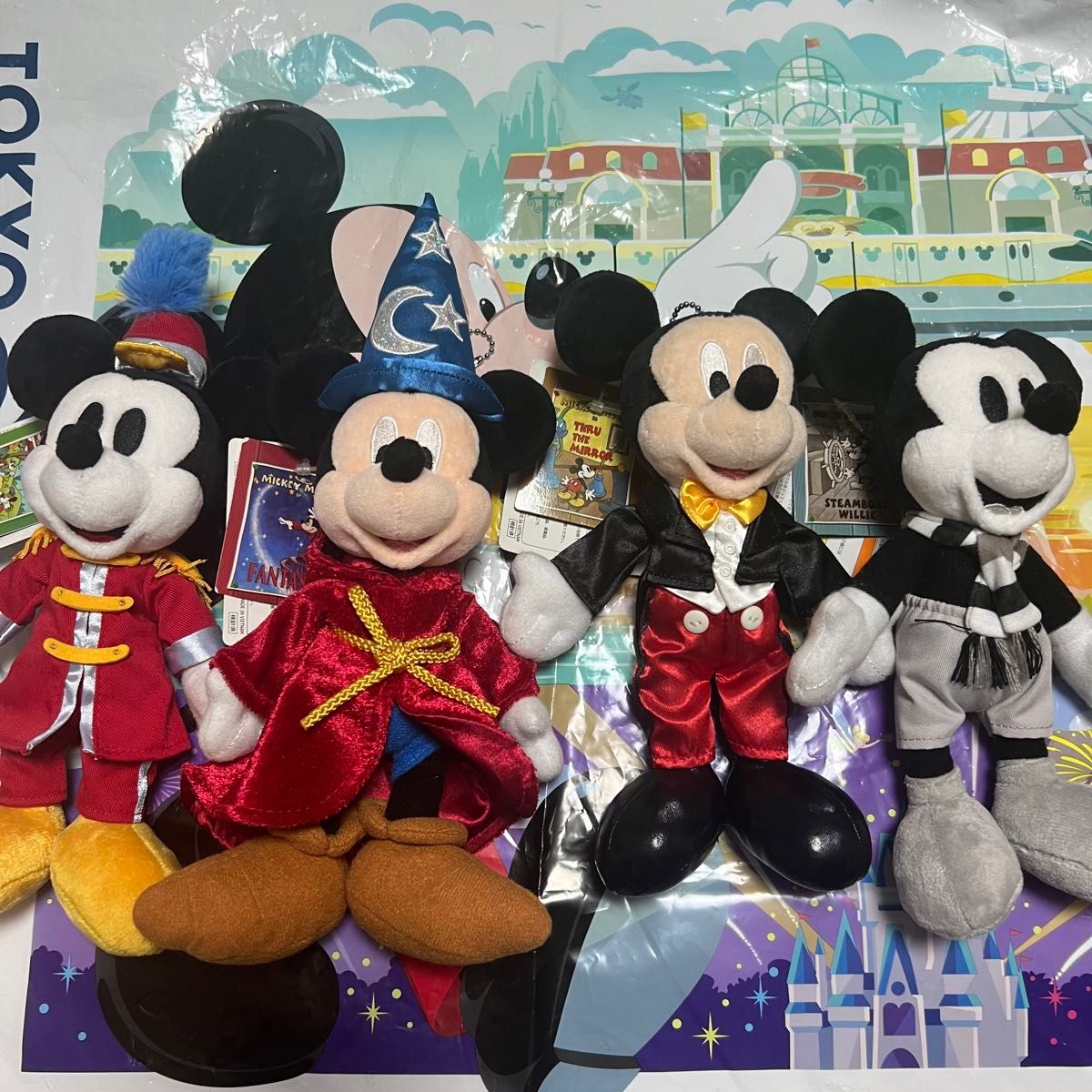 ミッキーマウス ぬいぐるみバッジ 4点セット ディズニー ミート ミッキーマウス ぬいぐるみバッジ 4点セット ディズニー ミート