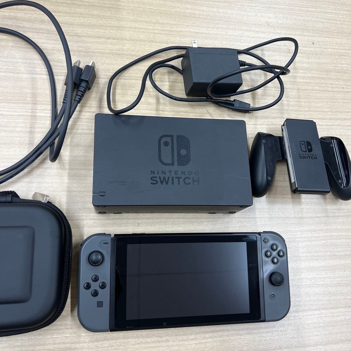 Nintendo Switch 本体 グレー 後期型 バッテリー強化モデル Nintendo Switch 本体 グレー 後期型 バッテリー強化モデル