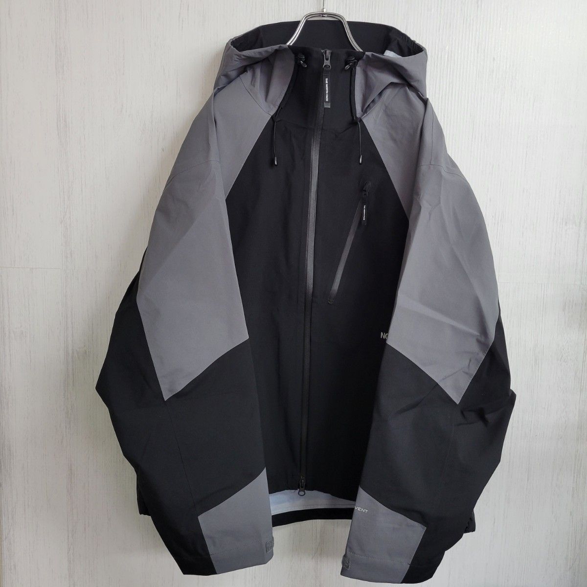 ザノースフェイス マウンテンパーカー XL 黒色 グレー ドラ ザノースフェイス マウンテンパーカー XL 黒色 グレー ドラ