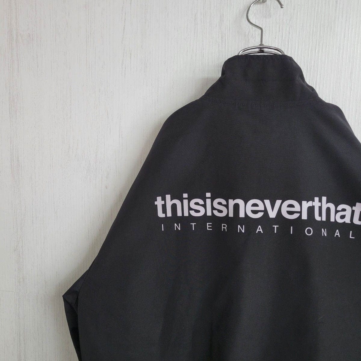 thisisneverthat ディスイズネバーザット ナイロンジャケット M thisisneverthat ディスイズネバーザット ナイロンジャケット M