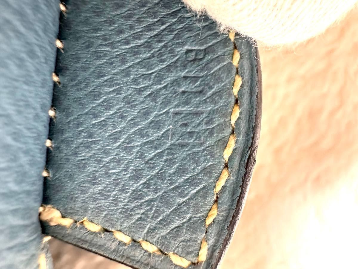 HERMES エルメス パリボンベイ27 四角J刻印 希少品 パリボンベイ HERMES エルメス パリボンベイ27 四角J刻印 希少品 パリボンベイ