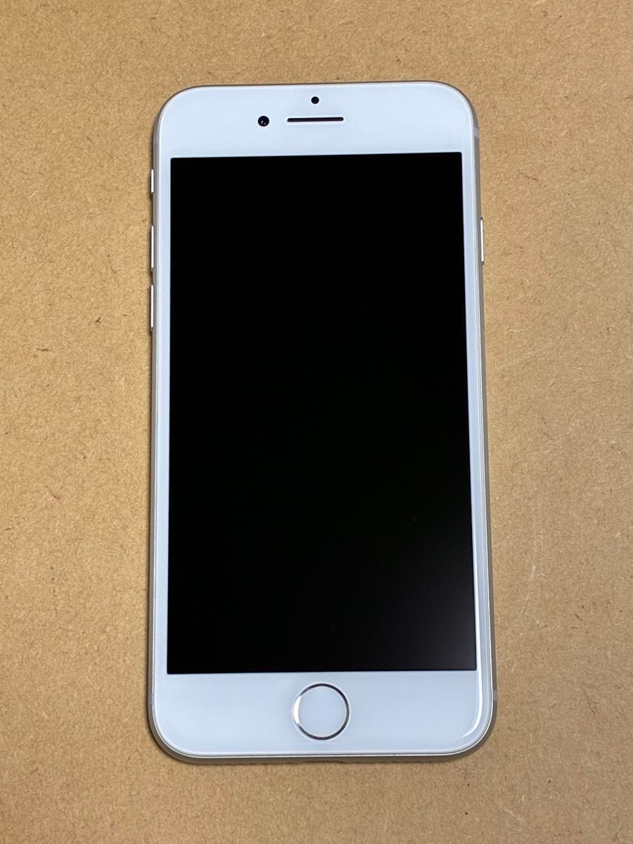 美品 iPhone8 64GB シルバー SIMロック解除済 判定 ジャンク 美品 iPhone8 64GB シルバー SIMロック解除済 判定 ジャンク