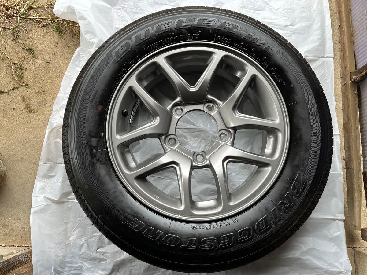 新車外し】ジムニー JB64 純正アルミホイール タイヤ 1本 リペア 新車外し】ジムニー JB64 純正アルミホイール タイヤ 1本 リペア