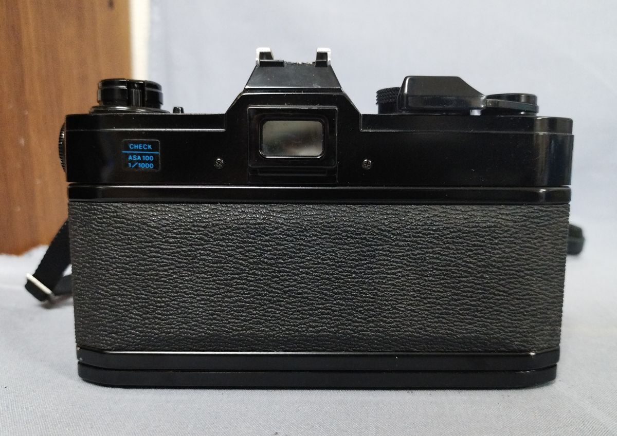ジャンク品】CANON キャノン FTb QL ブラック / FD 50mm F1.8 ジャンク品】CANON キャノン FTb QL ブラック / FD 50mm F1.8