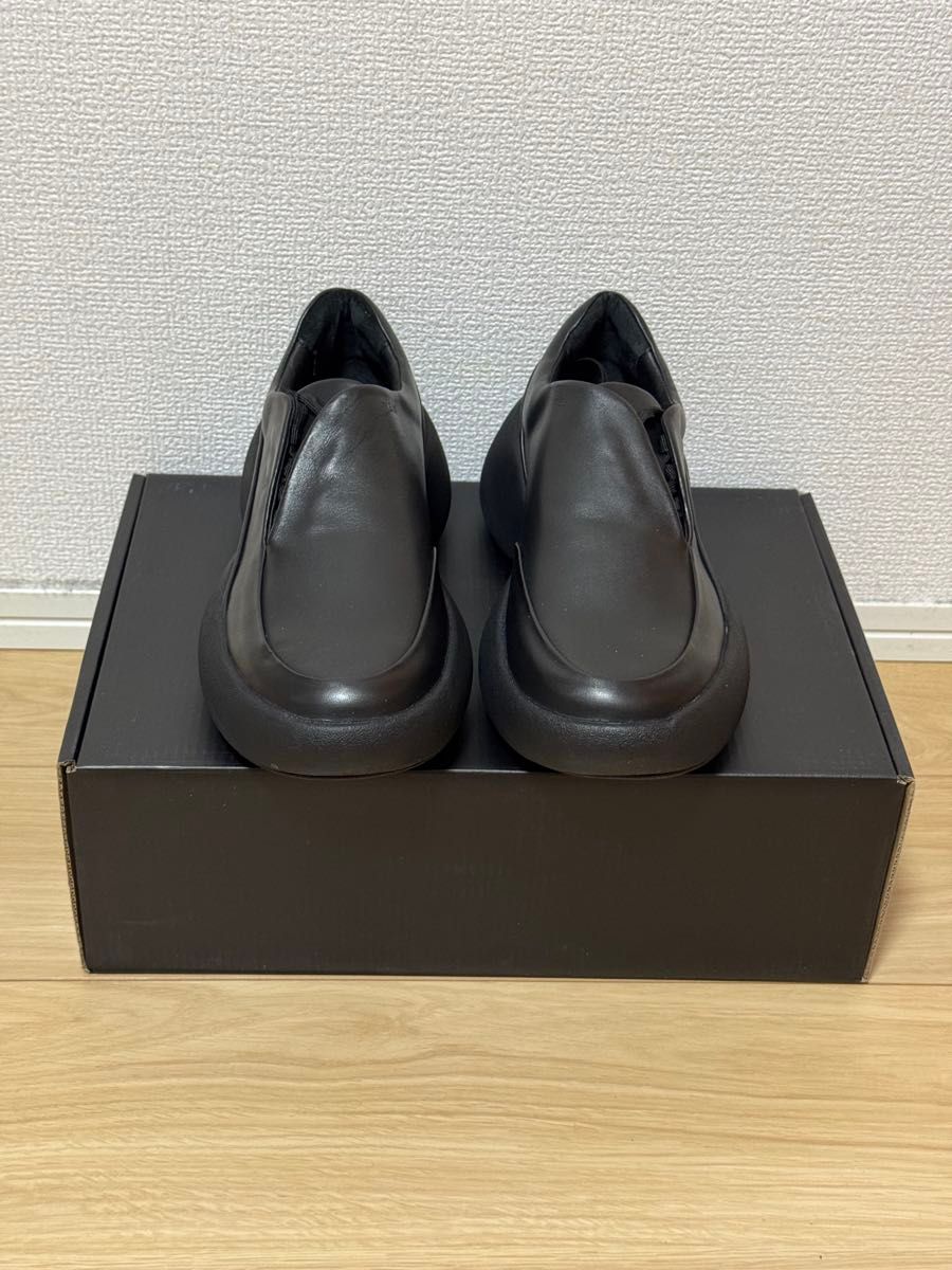 VEIN25SS カウレザー オーバルソールトレーナー サイズ41 COW VEIN25SS カウレザー オーバルソールトレーナー サイズ41 COW