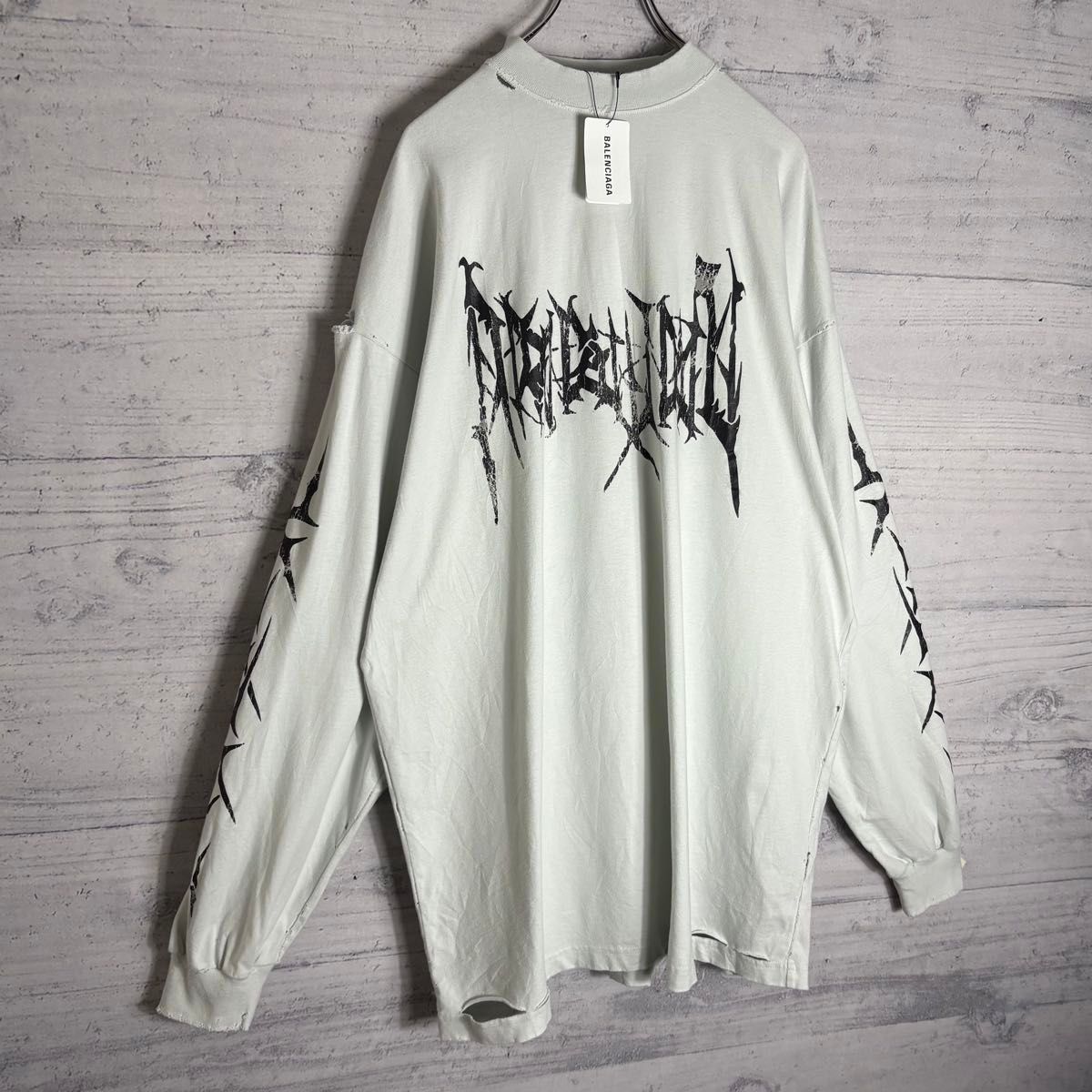 大人気 新品タグ付 24AW バレンシアガ デストロイ加工 大人気 新品タグ付 24AW バレンシアガ デストロイ加工