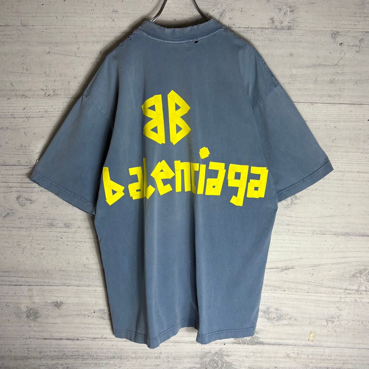 美品 大人気 バレンシアガ テープロゴ Tシャツ L相当 オーバー 美品 大人気 バレンシアガ テープロゴ Tシャツ L相当 オーバー