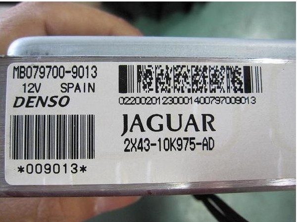  Jaguar J51YA engine computer - engine unit original 