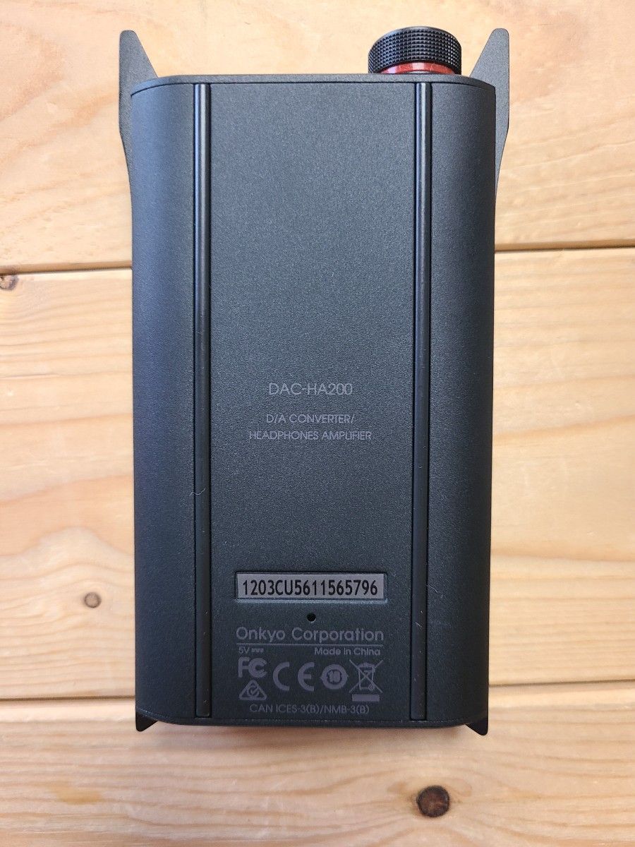 ヘッドホンアンプ DAC-HA200 ONKYO|Yahoo!フリマ(旧PayPayフリマ) ヘッドホンアンプ DAC-HA200 ONKYO|Yahoo!フリマ(旧PayPayフリマ)