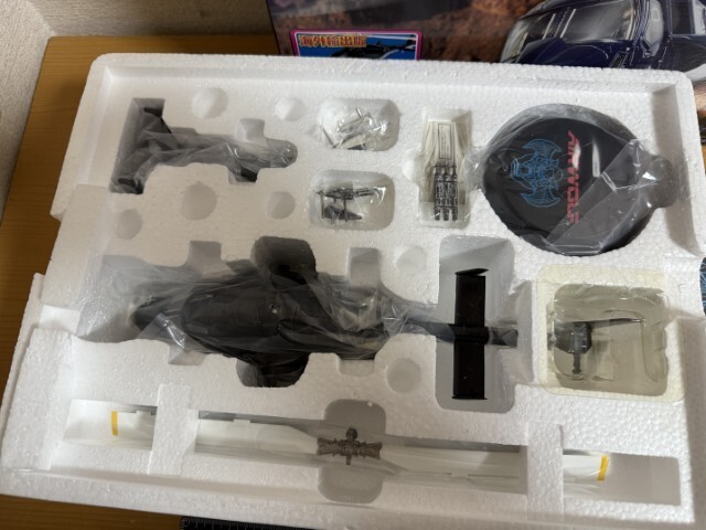 中古美品】AIRWOLF 1/48スケール エアーウルフ 海外輸出版 中古美品】AIRWOLF 1/48スケール エアーウルフ 海外輸出版