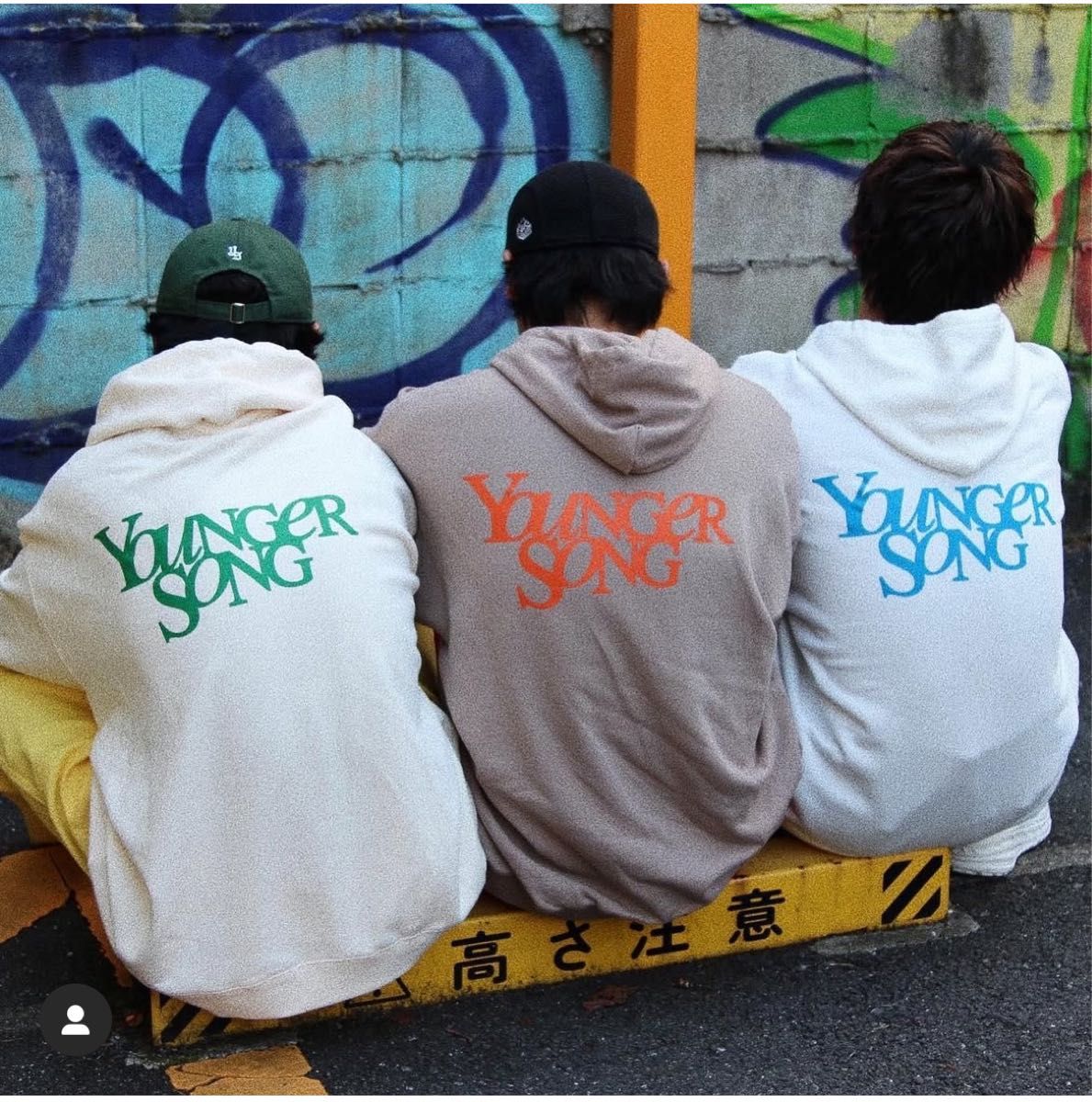 YOUNGER SONG ヤンガーソング プルオーバーパーカー サイズM YOUNGER SONG ヤンガーソング プルオーバーパーカー サイズM