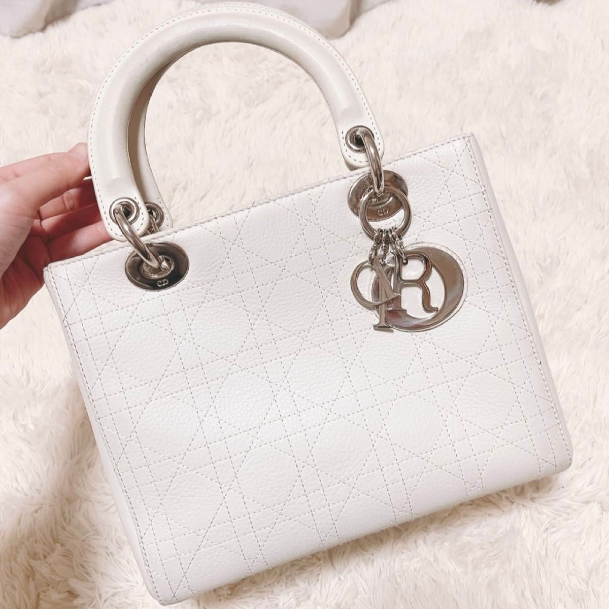 Dior カナージュ ラムスキン ホワイト 白 キルティング バッグ Dior カナージュ ラムスキン ホワイト 白 キルティング バッグ