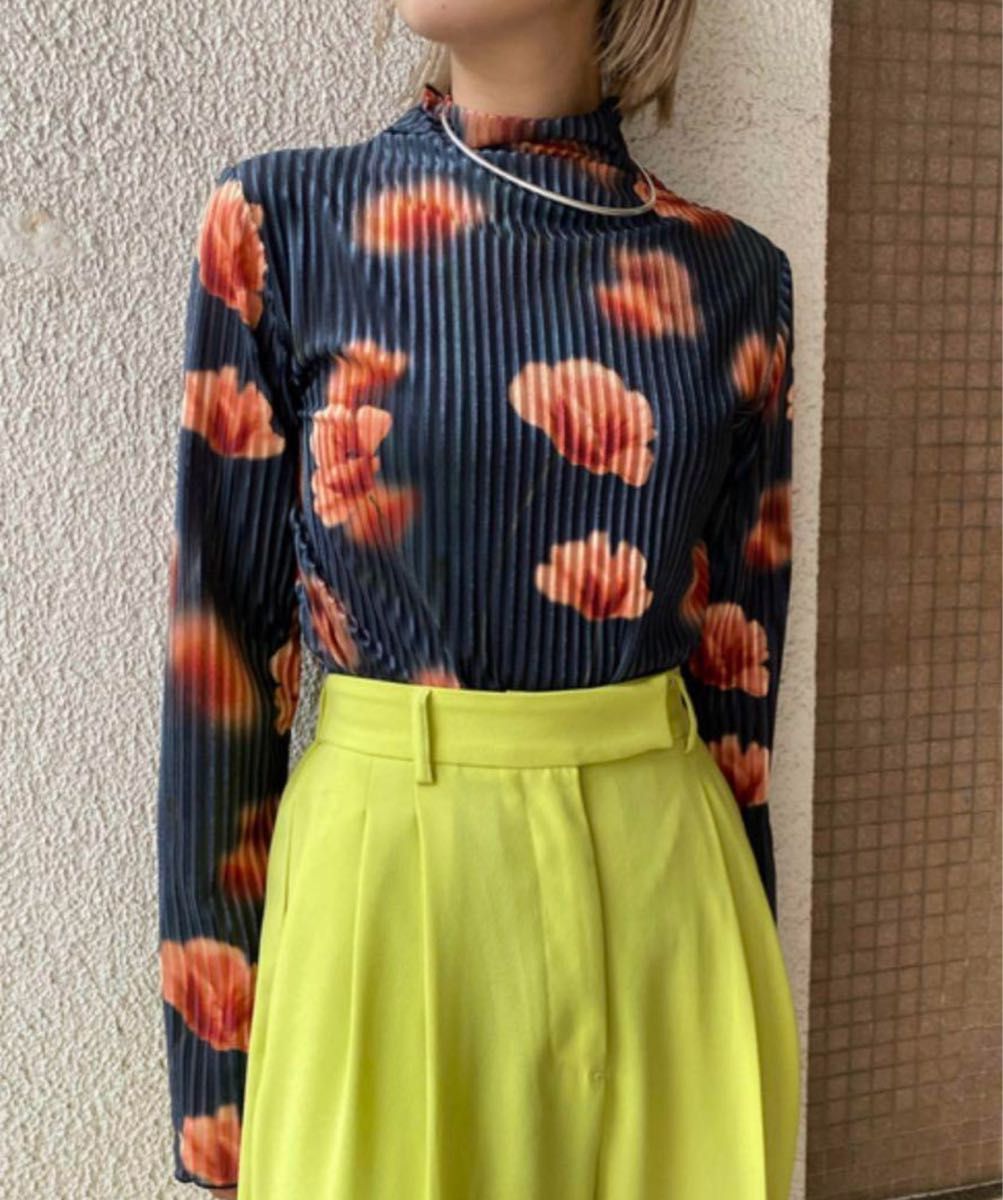 Ameri MILA VELOUR CUT TOP|Yahoo!フリマ(旧PayPayフリマ) Ameri MILA VELOUR CUT TOP|Yahoo!フリマ(旧PayPayフリマ)