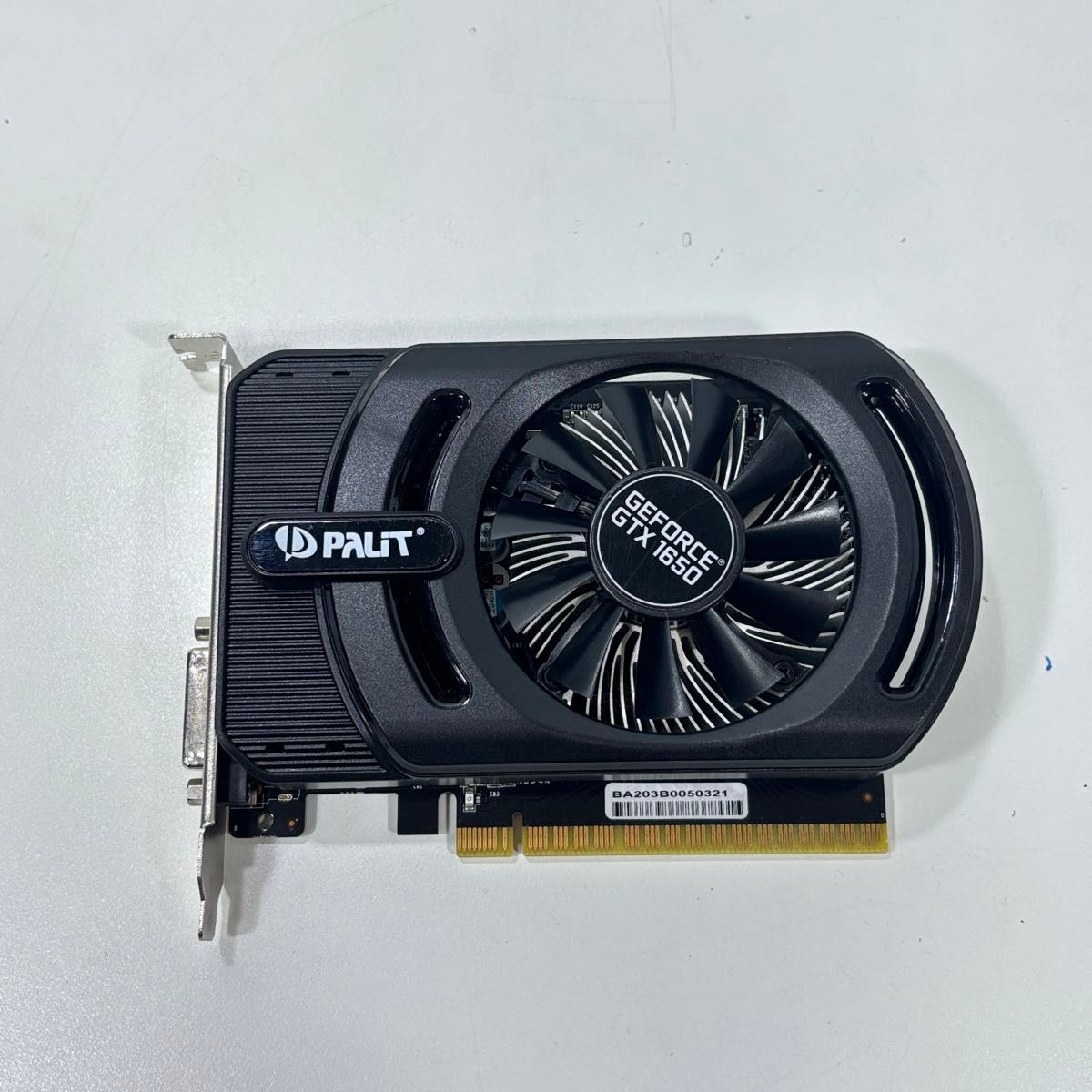 GeForce GTX1650 4GB グラフィックボード ショートサイズ ♯1542 GeForce GTX1650 4GB グラフィックボード ショートサイズ ♯1542