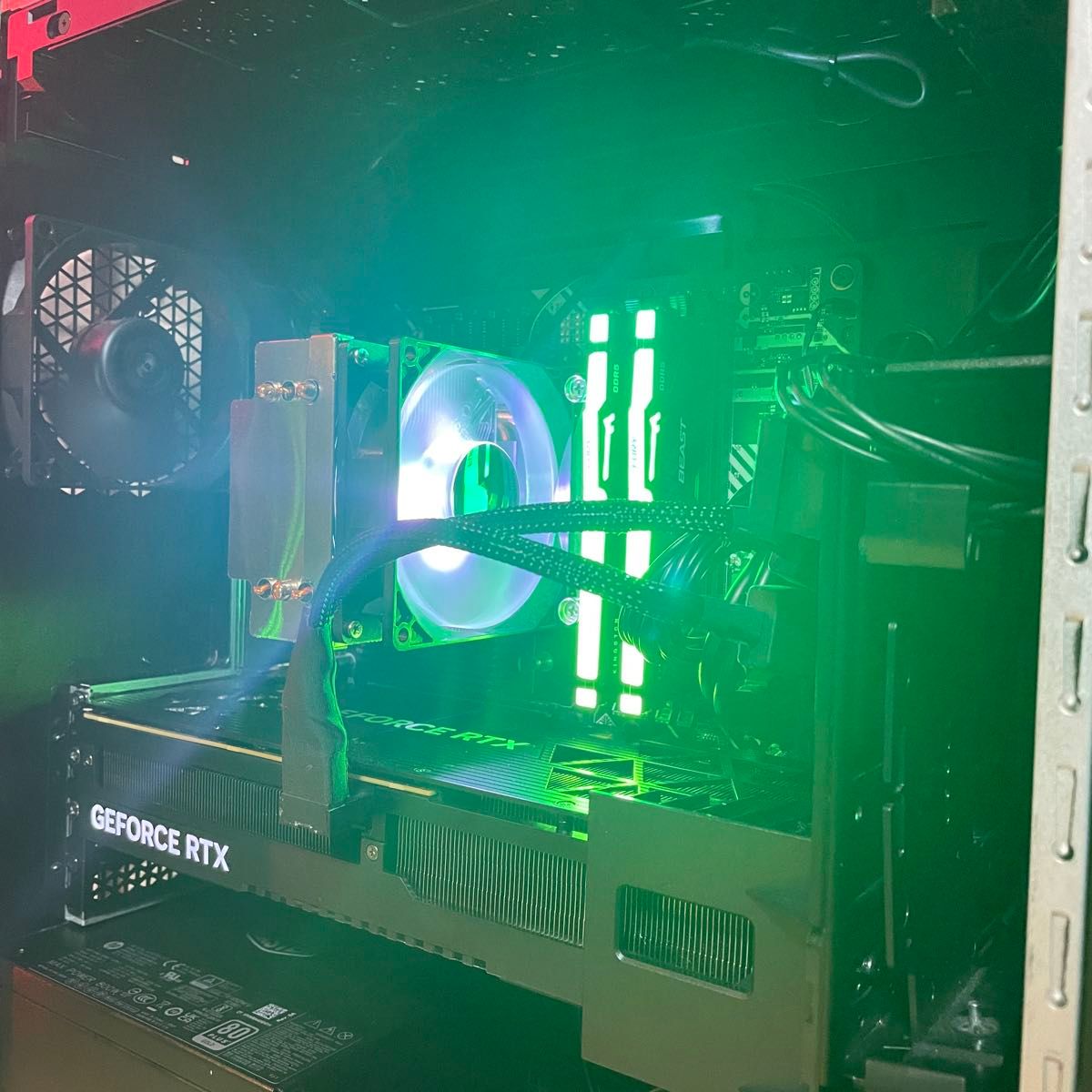 ゲーミングPC HP OMEN 25L i7 13700F RTX4070Ti SSD1TB 800W ゲーミングPC HP OMEN 25L i7 13700F RTX4070Ti SSD1TB 800W