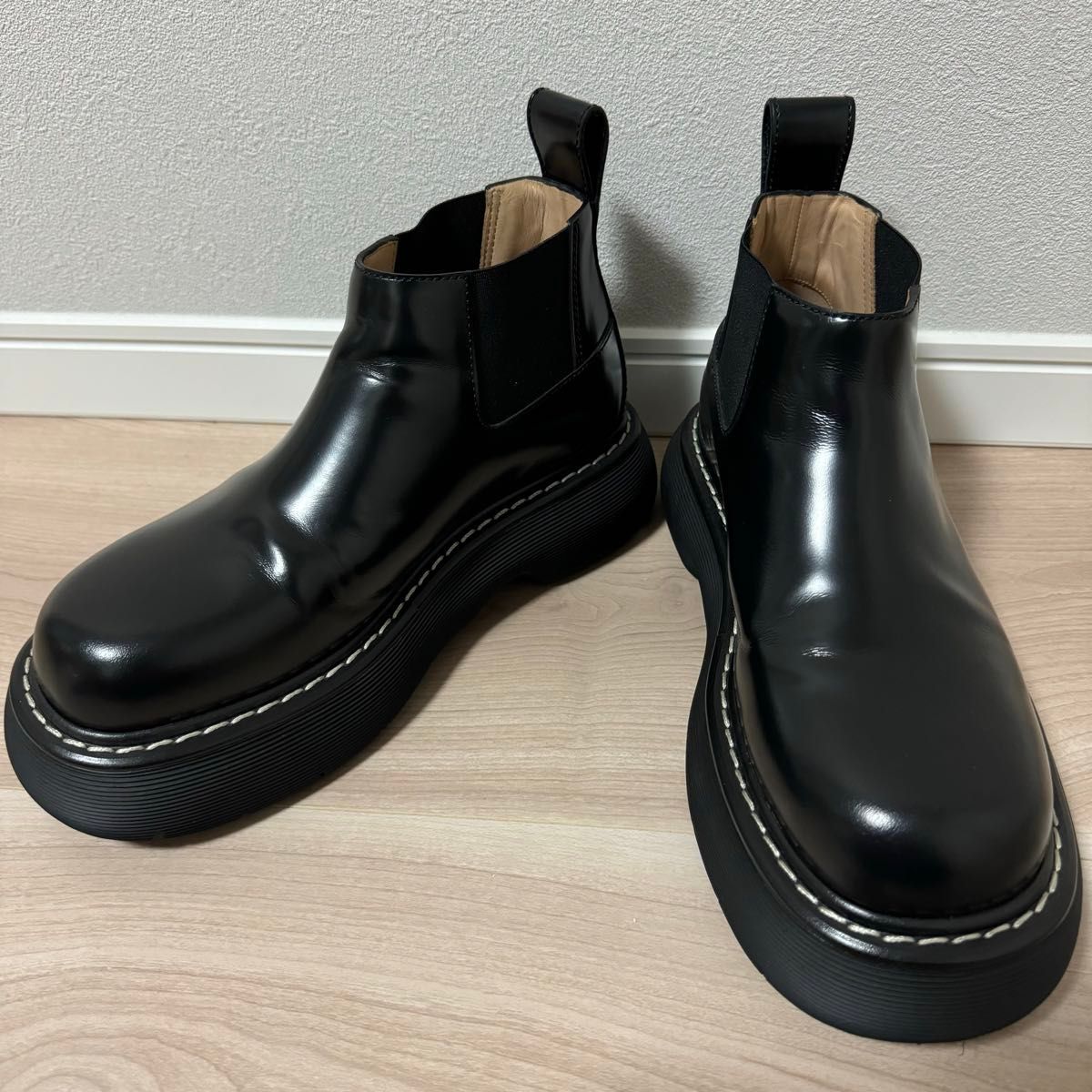 美品 Bottega Veneta Swell クロップドチェルシーブーツ 39 美品 Bottega Veneta Swell クロップドチェルシーブーツ 39