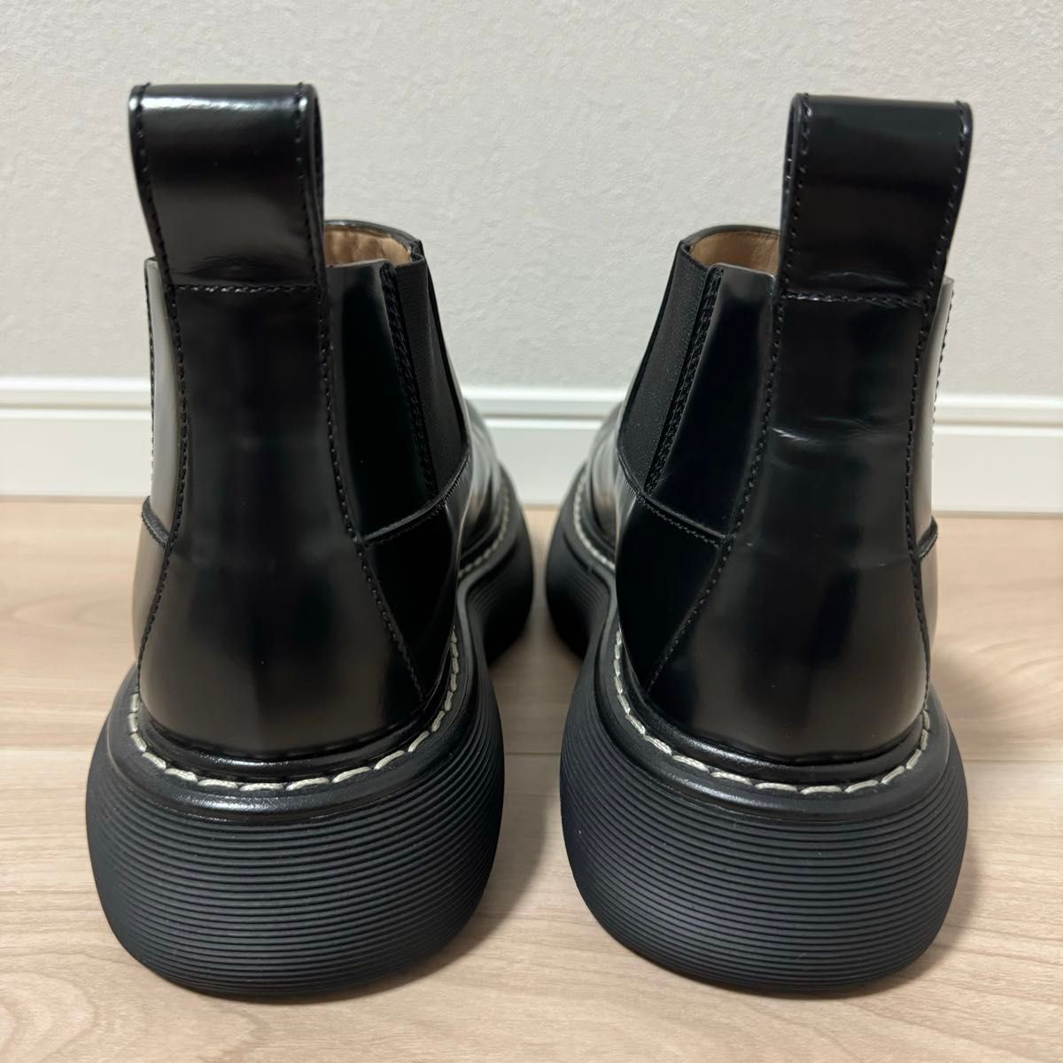 美品 Bottega Veneta Swell クロップドチェルシーブーツ 39 美品 Bottega Veneta Swell クロップドチェルシーブーツ 39