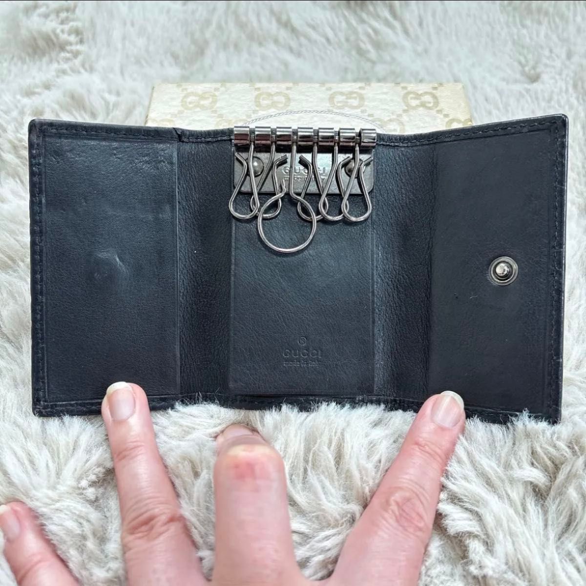 GUCCI グッチ GGロゴ レザー ブラック 黒 レザー キーケース GUCCI グッチ GGロゴ レザー ブラック 黒 レザー キーケース