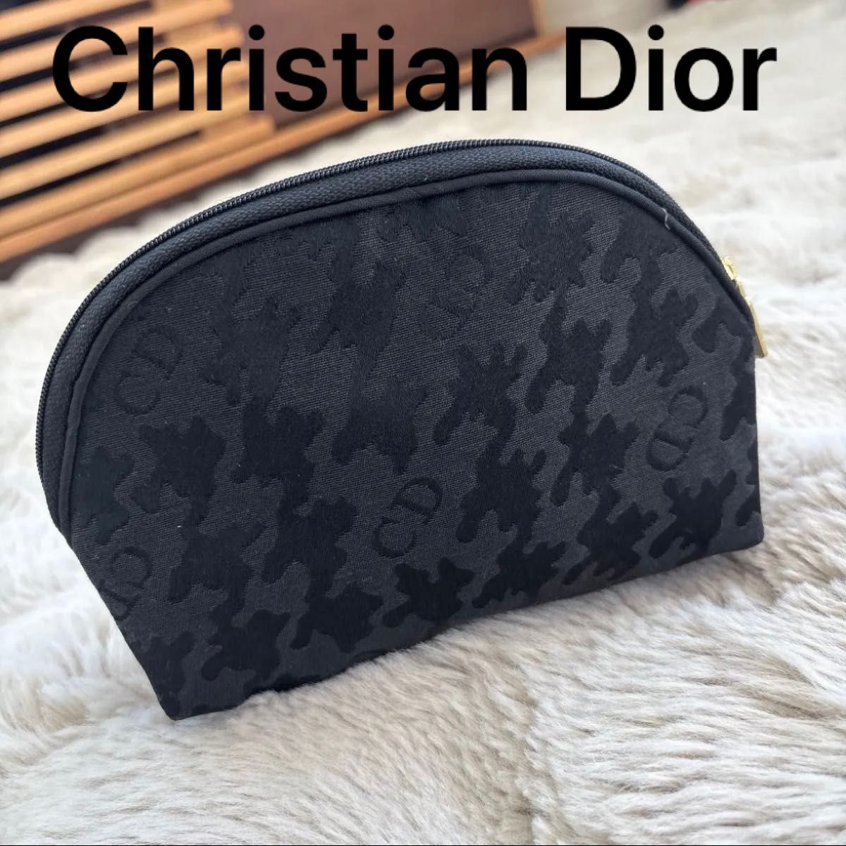 Christian Dior クリスチャンディオール ポーチ 化粧ポーチ 黒 Christian Dior クリスチャンディオール ポーチ 化粧ポーチ 黒