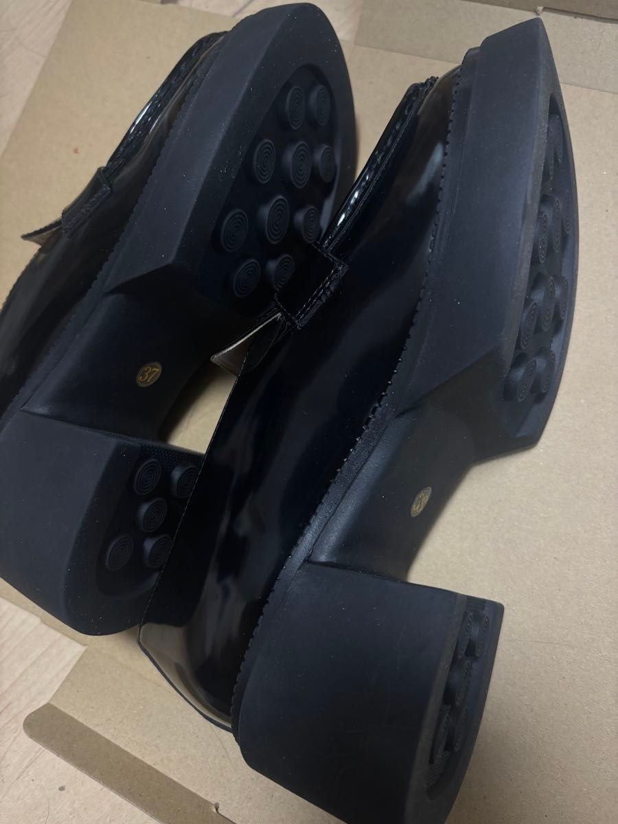 herlipto Trois Logo Loafers 37サイズ【新品】|Yahoo!フリマ herlipto Trois Logo Loafers 37サイズ【新品】|Yahoo!フリマ