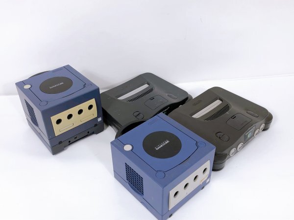 34/RF179②【現状品】任天堂 NINTENDO64 ゲームキューブ 本体 34/RF179②【現状品】任天堂 NINTENDO64 ゲームキューブ 本体