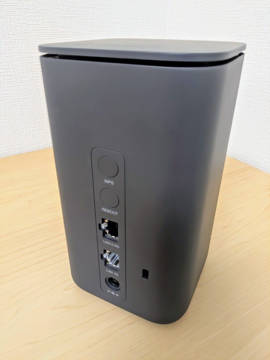 美品【動作確認済】docomo home 5G HR02 ホームルーター 楽天SIM 美品【動作確認済】docomo home 5G HR02 ホームルーター 楽天SIM