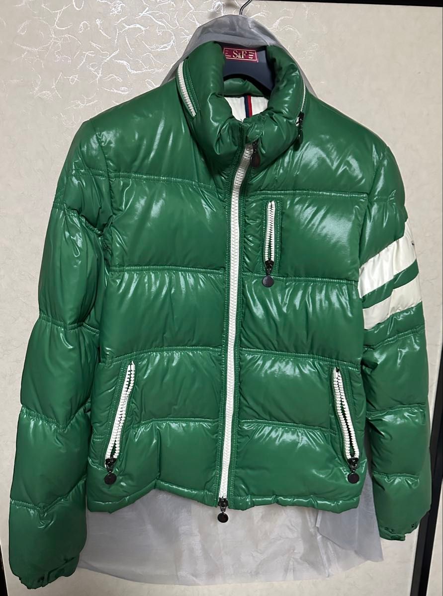 MONCLER モンクレール ERIC エリック ダウンジャケット 緑 MONCLER モンクレール ERIC エリック ダウンジャケット 緑