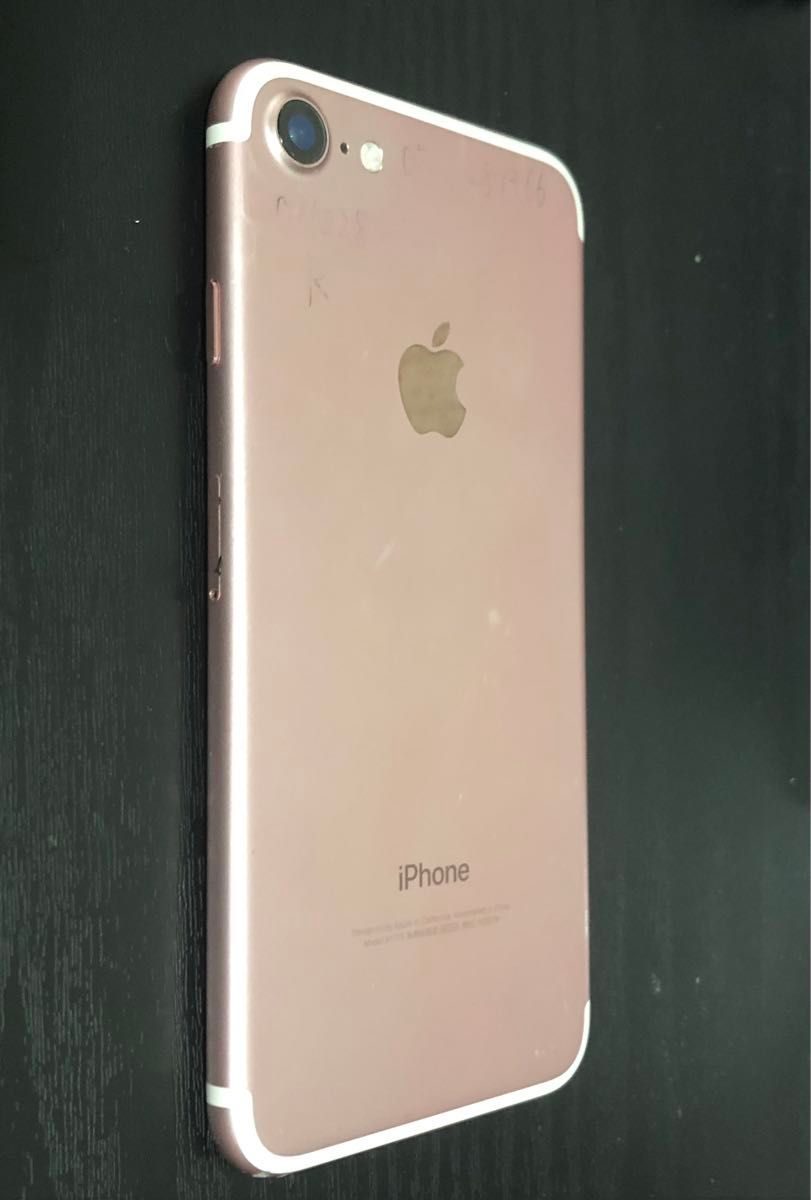 アップル iPhone7 ローズゴールド 32GB 中古品 simロックなし アップル iPhone7 ローズゴールド 32GB 中古品 simロックなし