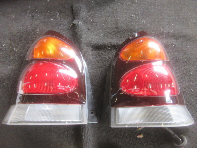 ☆R7G9231 HA22S アルトワークス 純正テール左右セット イチコー ☆R7G9231 HA22S アルトワークス 純正テール左右セット イチコー