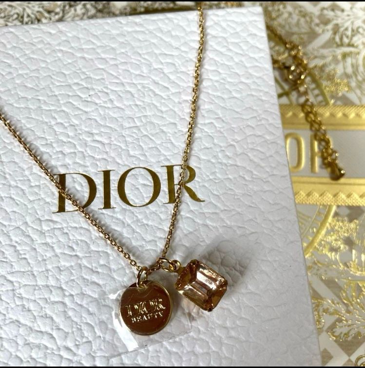 G W セール ChristianDior ディオールチャーム ネックレス DIOR G W セール ChristianDior ディオールチャーム ネックレス DIOR
