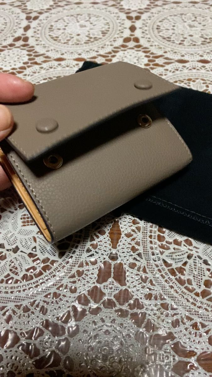 MALTA 二つ折り財布 グレージュ レザー 美品
