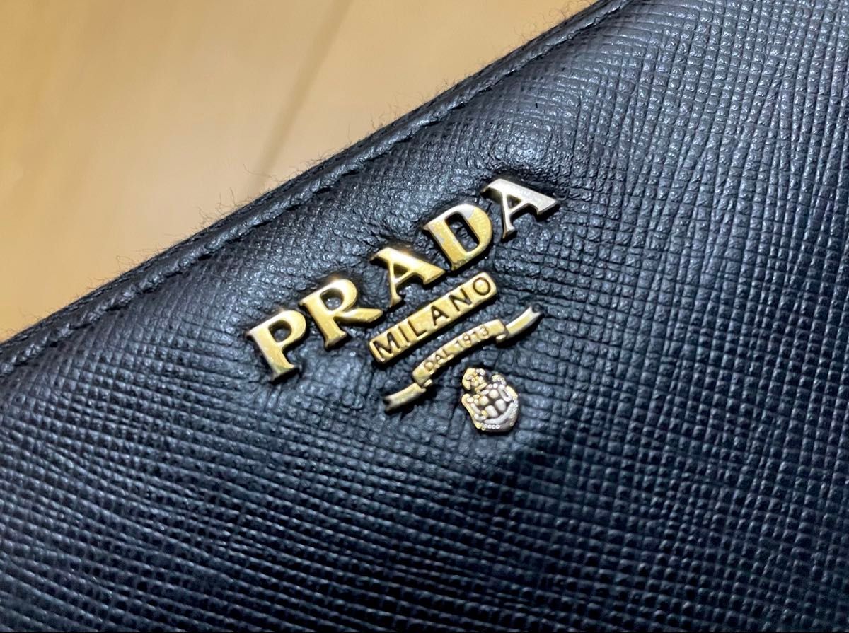 プラダ 財布 長財布 ラウンドファスナー 黒 PRADA レザー プラダ 財布 長財布 ラウンドファスナー 黒 PRADA レザー