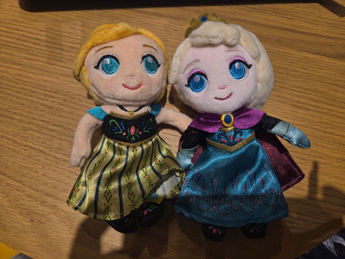 フローズンファンタジー アナ エルサ ぬいぐるみバッジ アナ雪 フローズンファンタジー アナ エルサ ぬいぐるみバッジ アナ雪