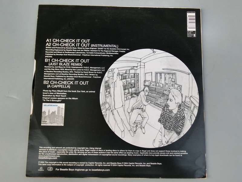 中古 12” シングル 12CL 857 Beastie Boys Ch-Check It Out / 2004年 UK盤 ※盤が3mmくらい大きめ_画像2