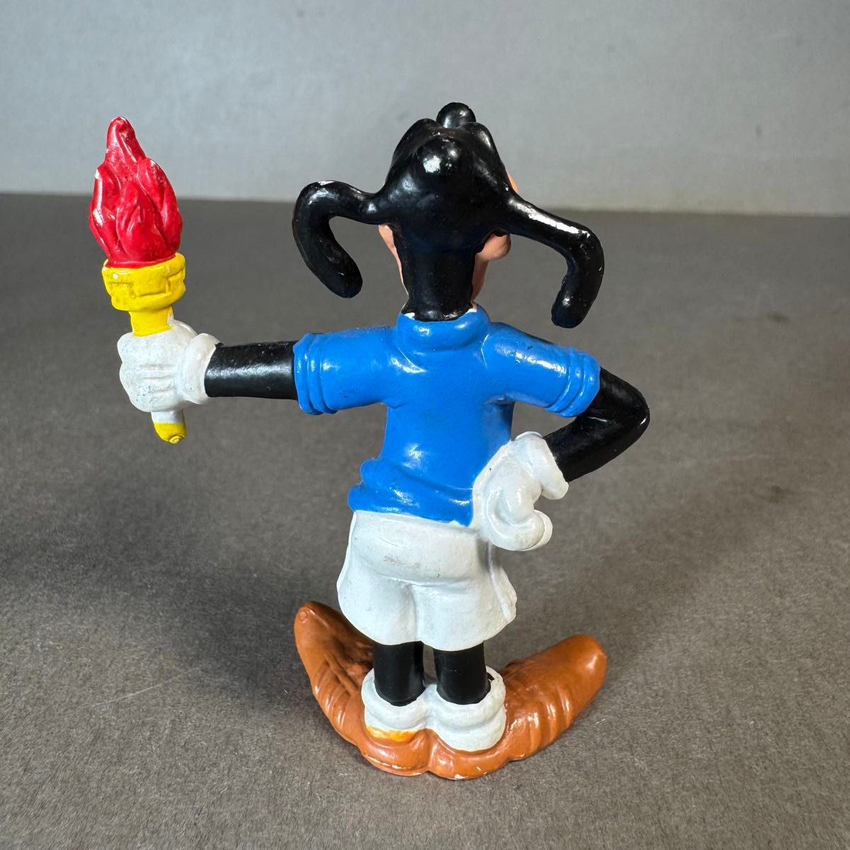 ディズニー グーフィー PVCフィギュア 聖火 青 sport goofy ディズニー グーフィー PVCフィギュア 聖火 青 sport goofy